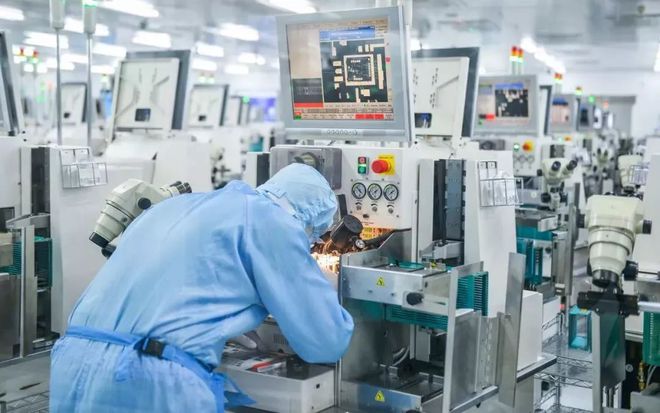 改革開放進(jìn)行時(shí) 無錫企業(yè)技術(shù)開發(fā)蓄勢(shì)待發(fā)